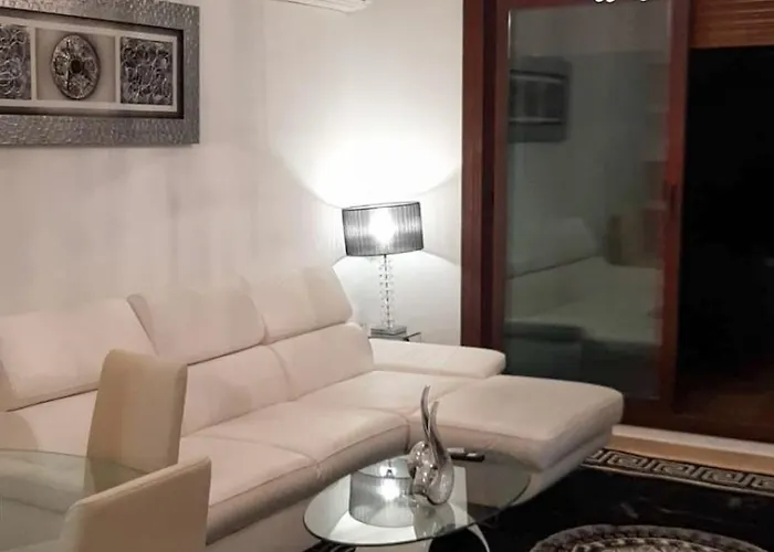 Espectacular Apartmento En Golf Numero Ii דירה *